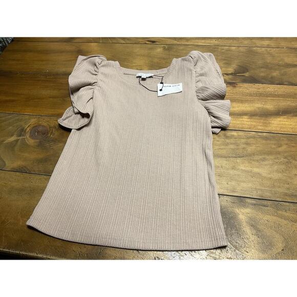 Miou Muse Ruffle Tank Top Beige Size Large NWT - Picture 1 of 11